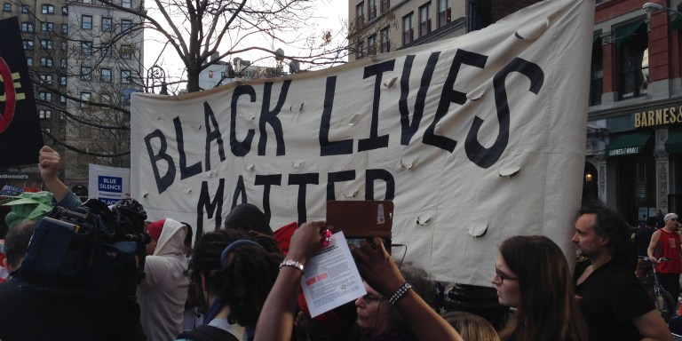 22 Images Of The NYC Protests That Show The Media Really Loves Race Baiting