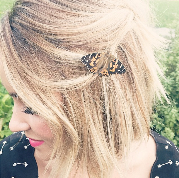 The Butterfly Haircut Will Give You Instant 'Rom-Com Hair