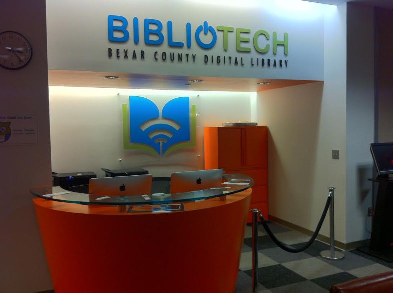 When a library is all-digital, this is all that's needed for it to take its entire collection to the juror-selection center of a county court system. Image: BiblioTech, San Antonio, Texas