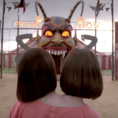 5 Theories On “American Horror Story” And How The Seasons Are Connected