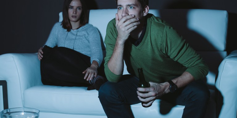 Girl Catches Boyfriend Gaslighting Her Then Tricks Him Into Watching The Movie “Gaslight”