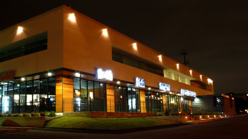 Working As A Night-Shift Security Guard At A Strip Mall Was The Worst Mistake I’ve Ever Made