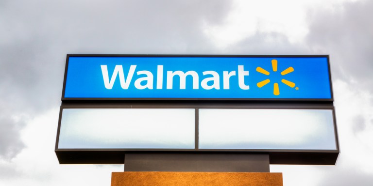 15 Horrified Former Walmart Employees Share What It Was Like To Work There