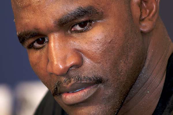 Evander Holyfield (Shutterstock) 