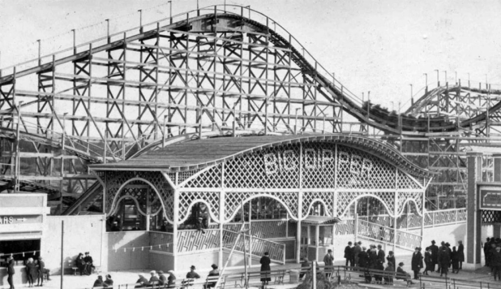 Horror At The Amusement Park 13 Gruesome Roller Coaster Deaths Thought Catalog