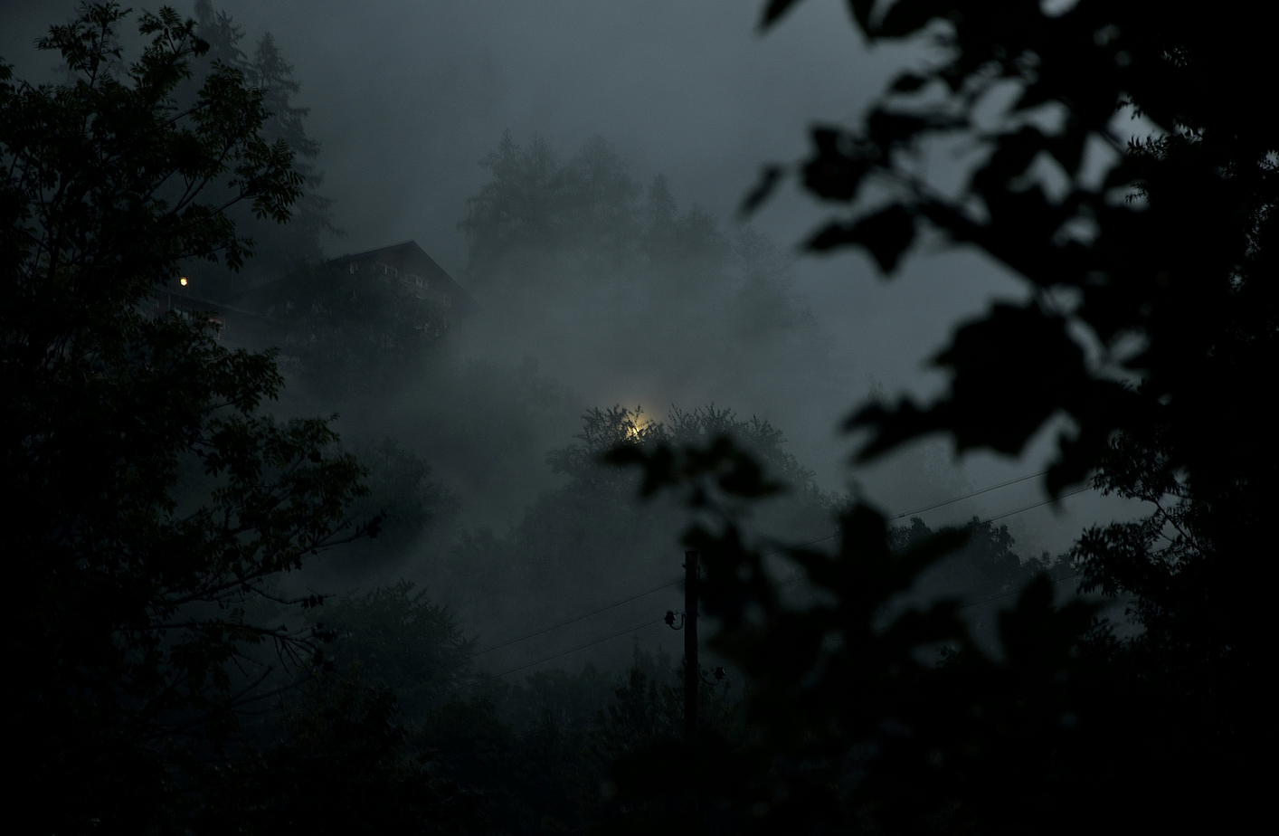 Don’t To Set The Alarm 17 True Scary Stories To Read In Bed