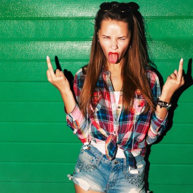 20 Irresponsible Things You Do That Shows A Complete Lack Of Emotional Intelligence