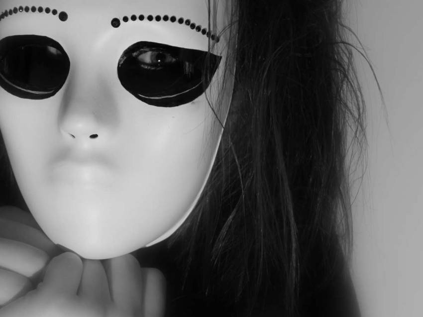 17 People Confess The Ugly Secret They’re Hiding From Their Parents