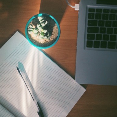 Five Writers Respond To Ten Typical Internet Comments