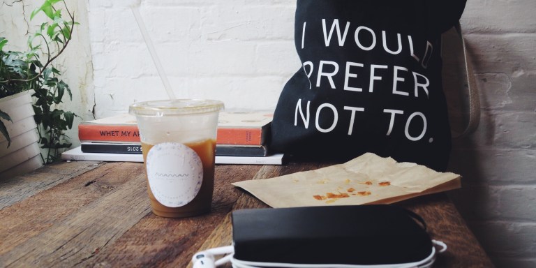 20 Signs You’re A 20-Something With Absolutely No Wanderlust, And You’re Totally Fine With It