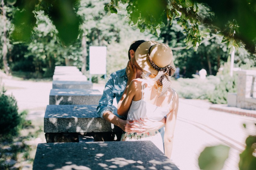 12 Simple Things Couples Can Do To Fall In Love All Over Again