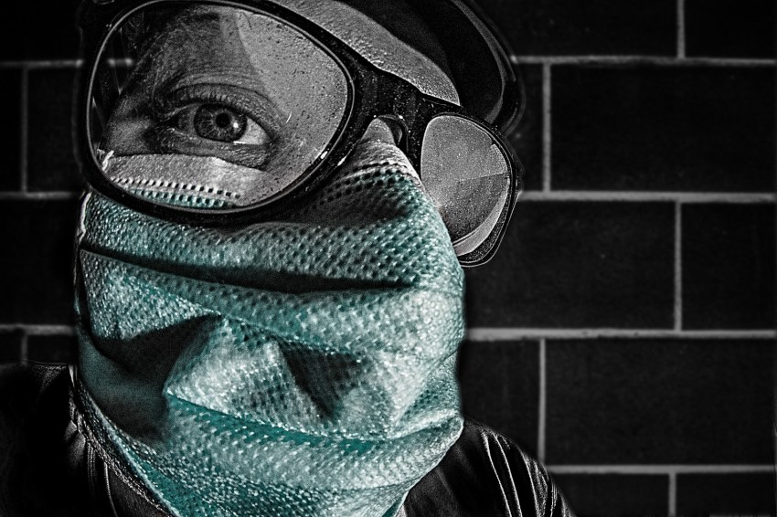 26 Doctors Talk About The Saddest, Most Bizarre, And Most Hilarious Cases Of Self Diagnosis They’ve Ever Seen