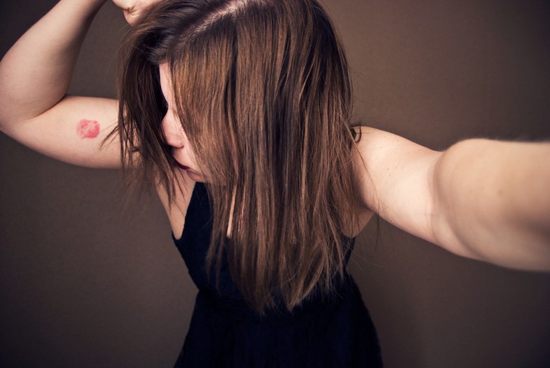 One Good Thing You Might Realize From Growing Out Your Pit Hair | Thought  Catalog