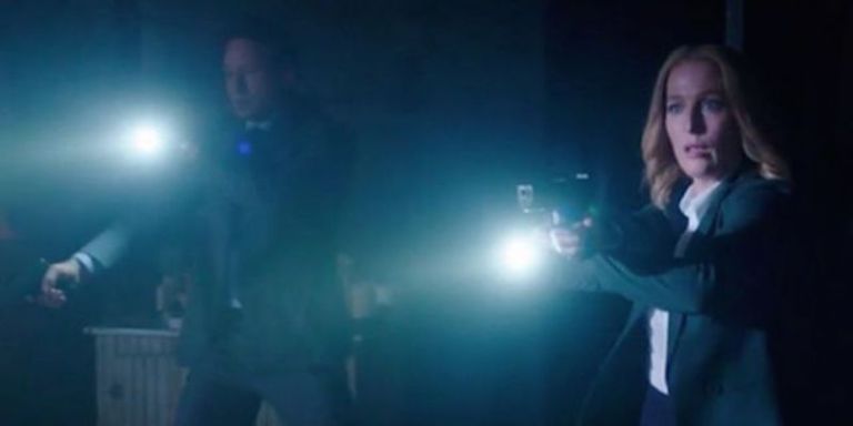 10 Things Mulder Would Mistake For X-Files In 2015