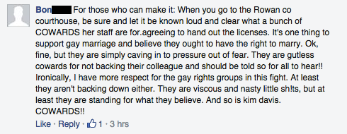 Facebook / Support KIM DAVIS