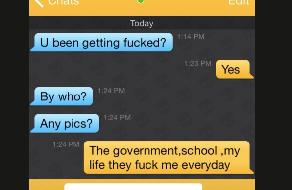 The 17 Most Hilarious Grindr Convos You’ll Ever Read
