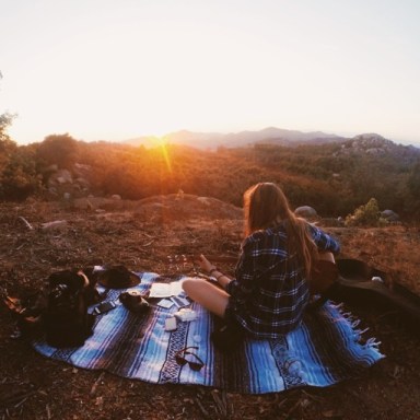 15 Struggles Only People Who Are In Relationships But Love Spending Time Alone Understand