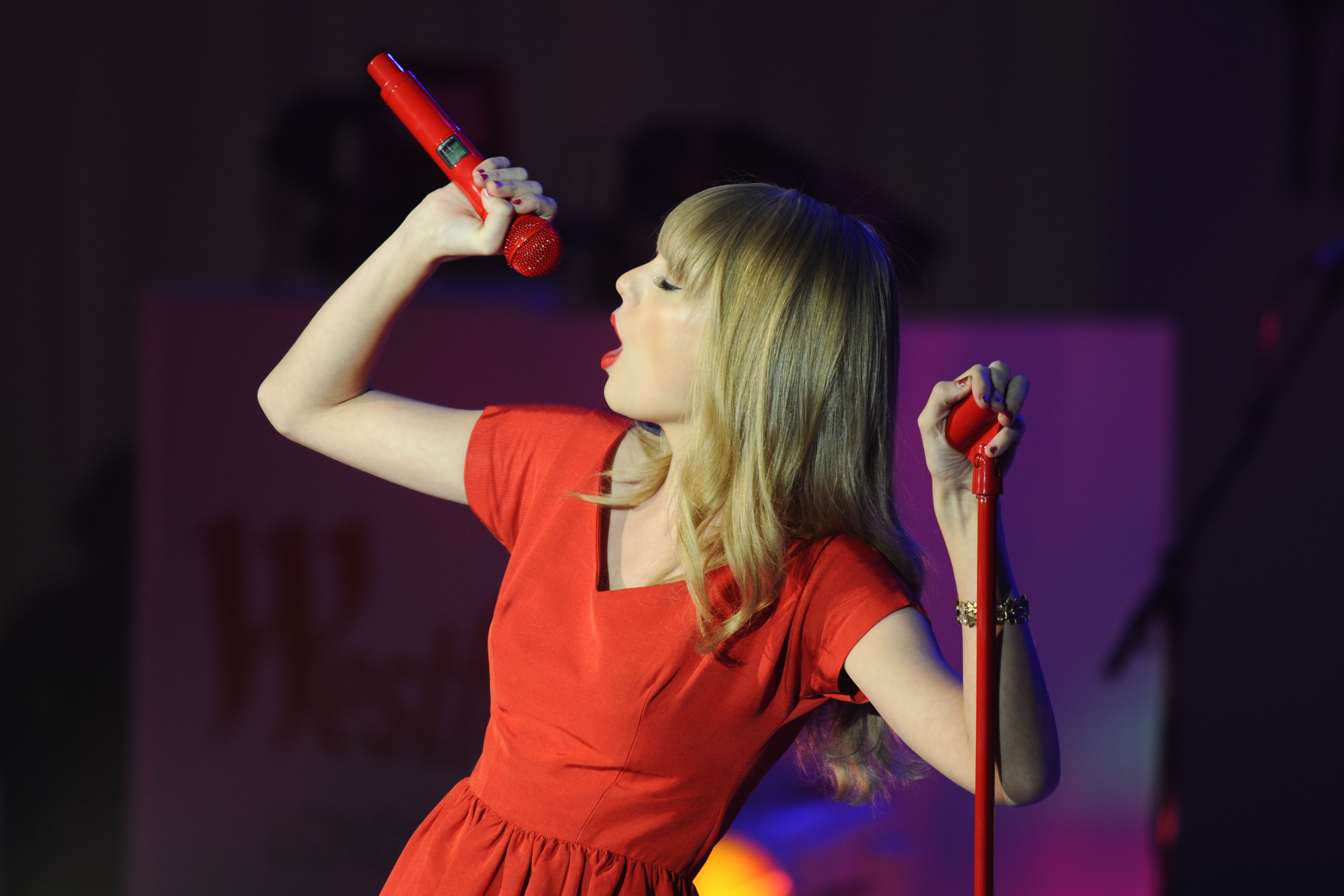 Here’s Which Taylor Swift Song You Are Based On Your MyersBriggs Personality Type Thought Catalog