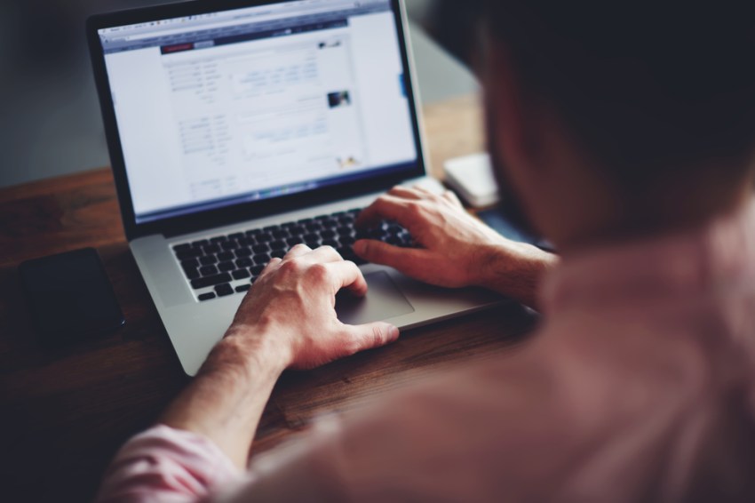 10 Kinds Of Passive Aggressive Facebook Posts And What They Say About You