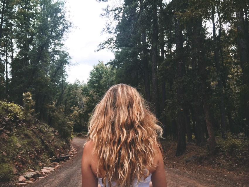 6 Ways A Woman’s Life Is Changed Forever When She Travels Alone