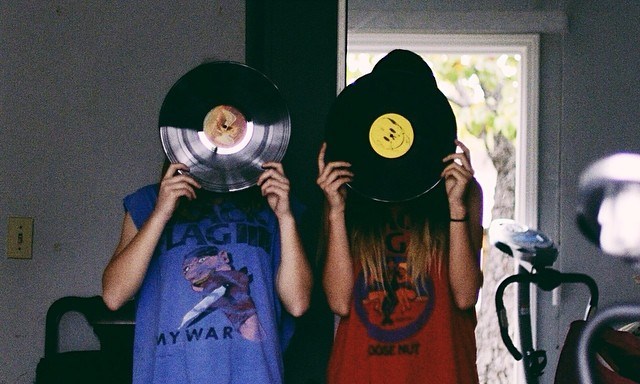 14 Things That Inevitably Happen When You’re Dating A Pop Culture Junkie