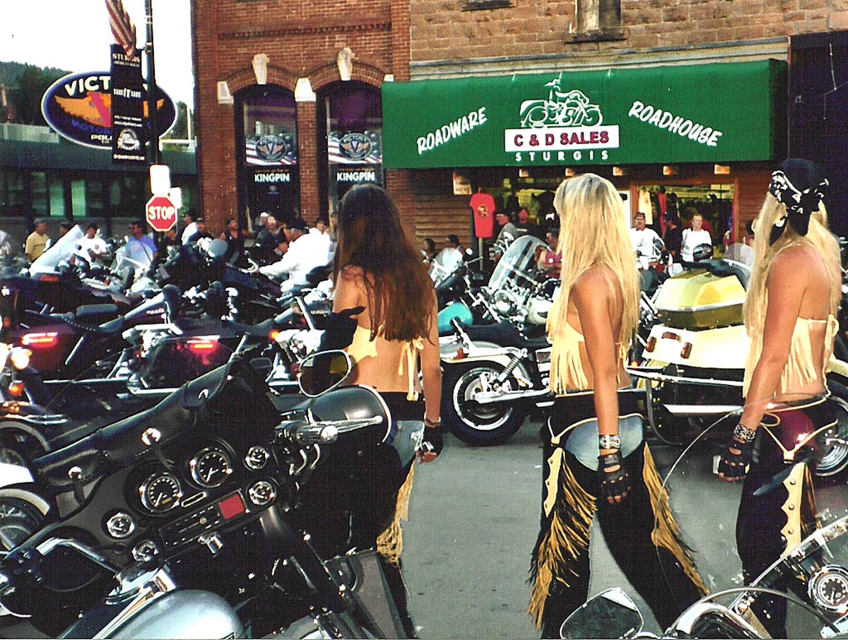 10 Wives Of Motorcycle Gang Members On