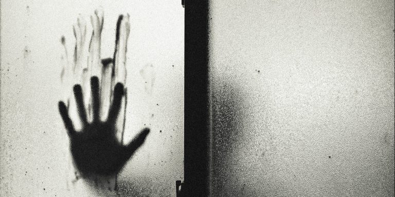 17 People Reveal Their Creepy Real Life Experiences With Murderers