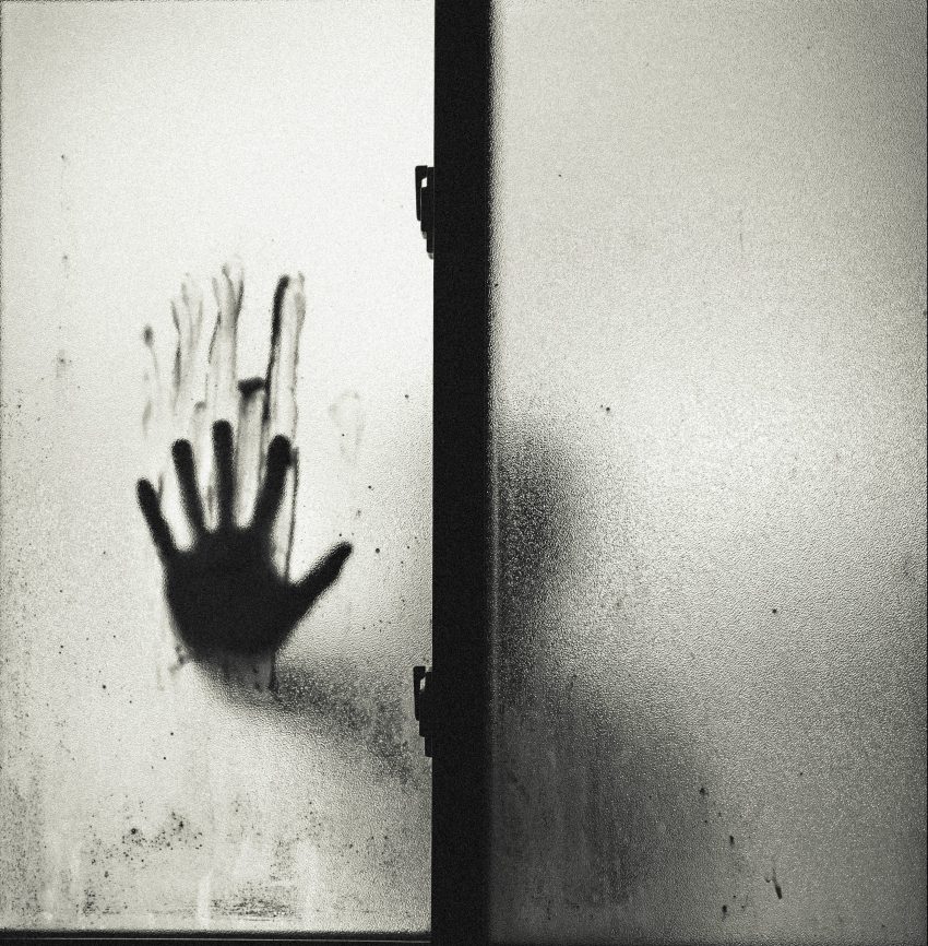 17 People Reveal Their Creepy Real Life Experiences With Murderers