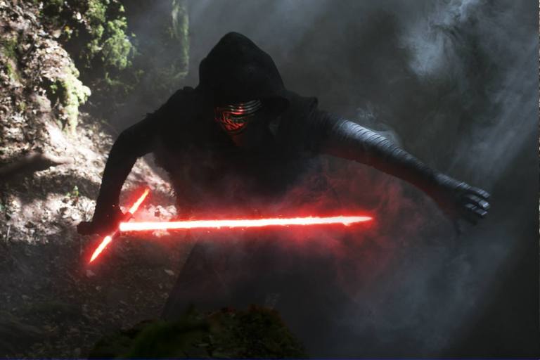 10 Reasons Kylo Ren From 'Star Wars: The Force Awakens’ Is Totally Crushable