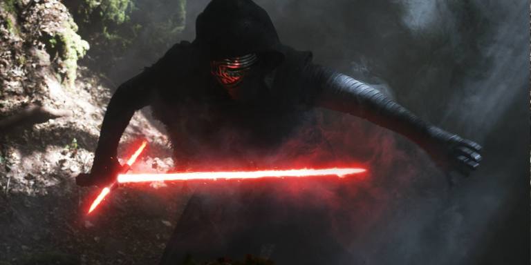 10 Reasons Kylo Ren From ‘Star Wars: The Force Awakens’ Is Totally Crushable