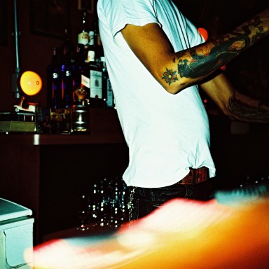 15 Bartenders Share Their Most Extreme, Disgusting, And Hilarious Stories