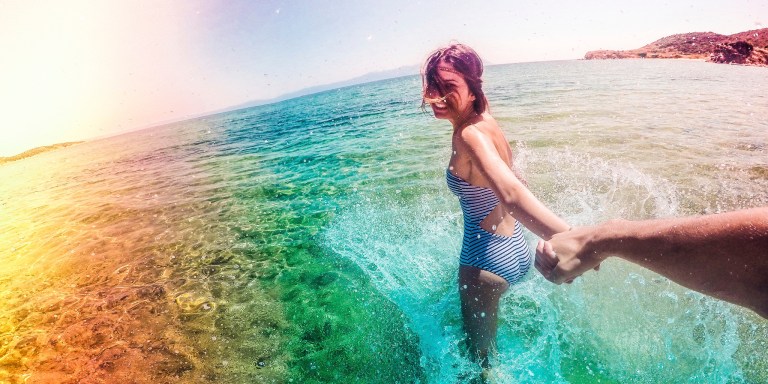 20 Things That Happen When You’re A Girl Who Lives For The Beach