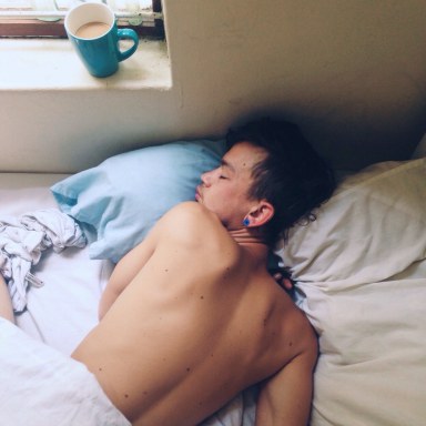 5 Ways To Get Your Ass Out Of Bed And Finally Become A Morning Person