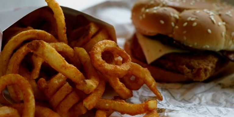 This Is What Your Go-To Fast Food Says About Your Dating Life