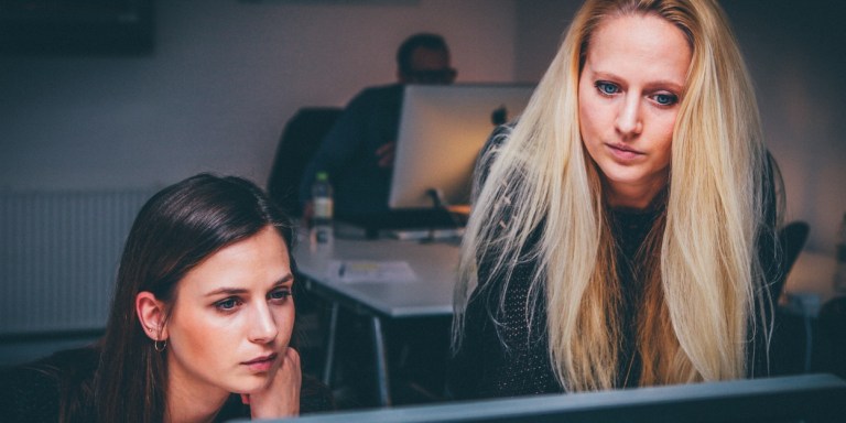 14 Struggles Of Adjusting To Corporate Life Straight Out Of College
