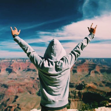 12 Ways To Embrace The Chaos In Your Life (Because You Have No Control Over It Anyway)