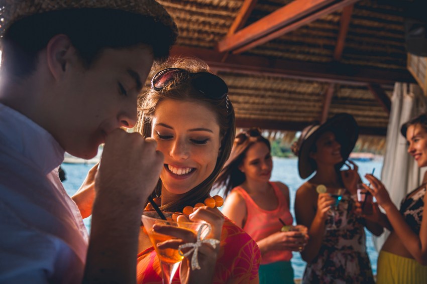 This Is How A Woman Gets A Man (According To Men)