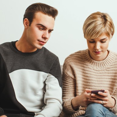 7 Signs You’re Stuck In Relationship Limbo
