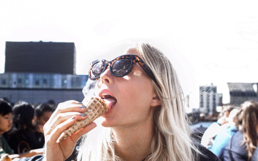 10 Hot Reasons You Should Date The Girl Who Has A Dirty Sense Of Humor