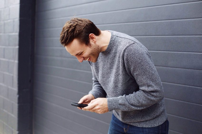 This Is Why Guys Still Text You Even If They Are Not Interested