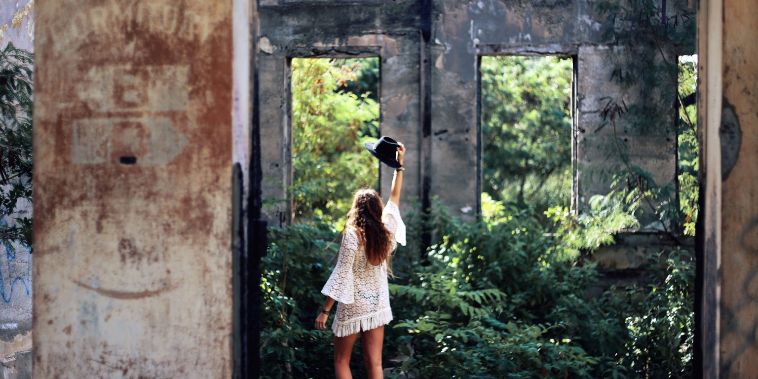 You Have To Love An Introvert Differently Thought Catalog