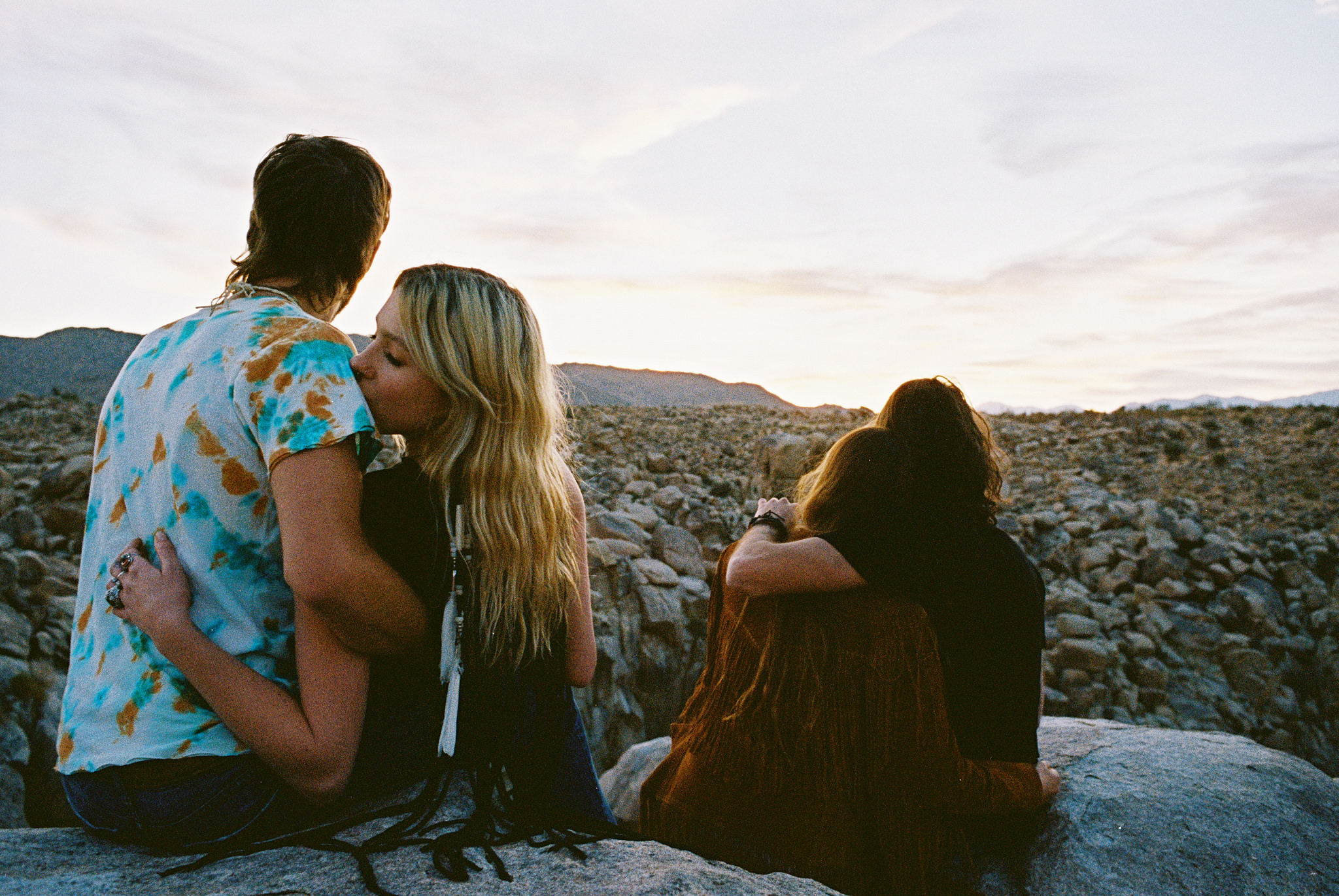 This Is What Friendship Is REALLY About, Because It’s Not Just Grabbing