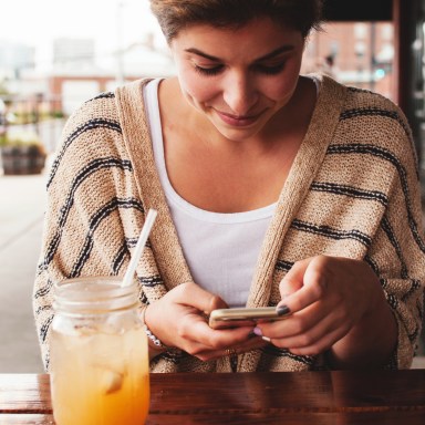 The 12 Steps To Breaking Free From Your Addiction To Dating Apps