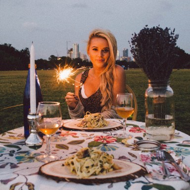16 Sad And Depressing Lessons I've Learned On First Dates