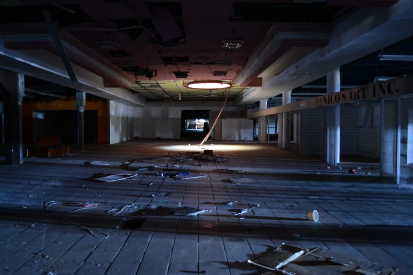 On Friday The 13th We Entered An Abandoned Mall But Not All Of Us Left Alive