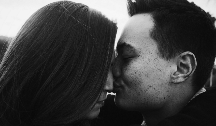 11 Things You Need To Know Before You Date Someone Whose Love Language Is ‘Receiving Gifts’