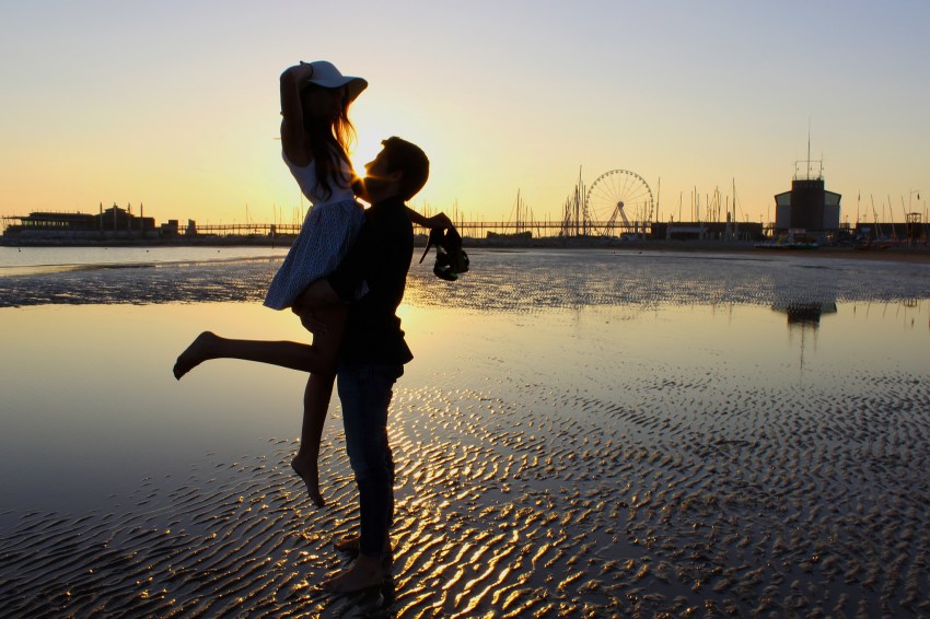 You Should Fall In Love With An Extrovert