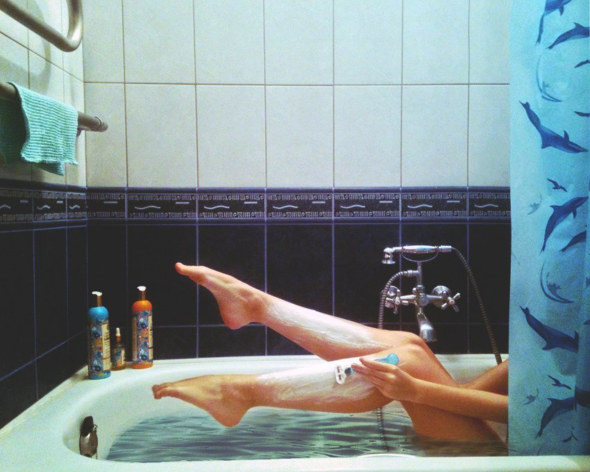 14 Women Who Live With Their Boyfriends Reveal What They Do When He’s Not Home