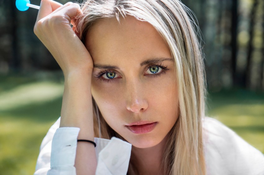 Here’s What Kind Of Girlfriend You Are, Based On Your ‘Love Language’