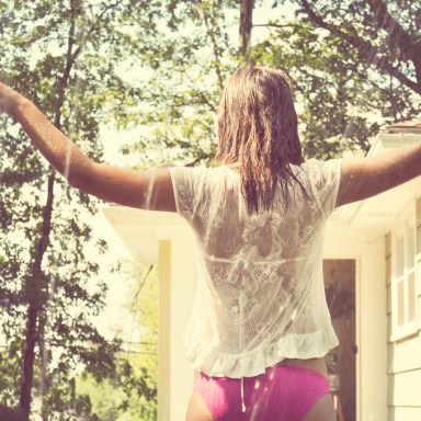 8 Hot Mess Habits That Are Totally Acceptable In Summer